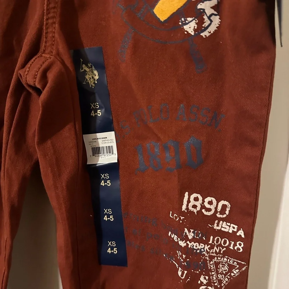 ⭐️⭐️⭐️Host Pick⭐️⭐️⭐️U.S. Polo ASSN burgundy boy pants size X-Small (4-5)